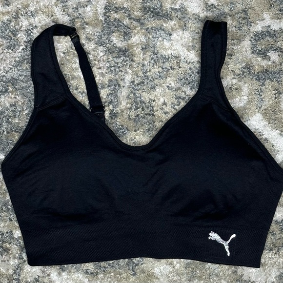 Puma Other - Puma performance black sports bra size M NWOT